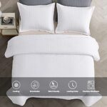 Maple&Stone White Quilt Set Queen Size, Lightweight Bedspread Ultrasonic Chevron Pattern Light Coverlet for All Season Comforter Bedding Decor – 3 Piece Full Bed Cover Sets